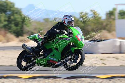 media/Nov-06-2022-SoCal Trackdays (Sun) [[208d2ccc26]]/Turn 7 Set 2 (1050am)/